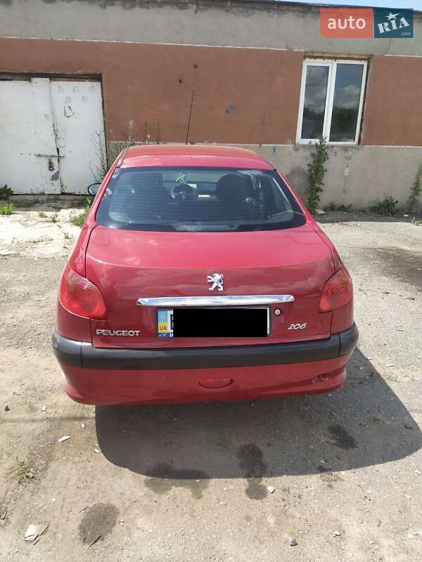 Седан Peugeot 206 2010 в Славуті