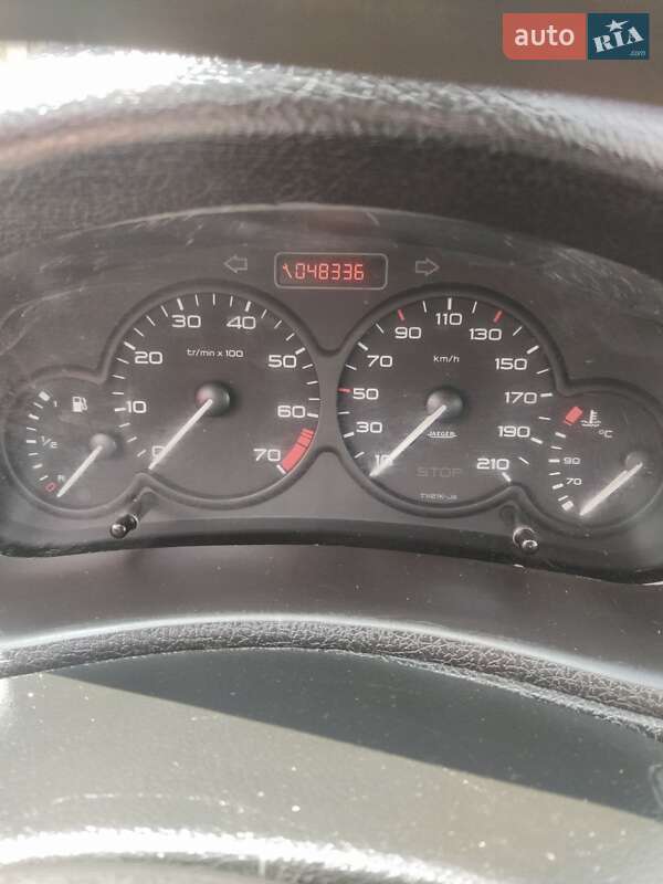 Седан Peugeot 206 2010 в Славуті