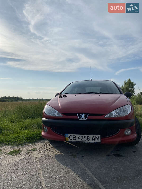 Седан Peugeot 206 2008 в Остер