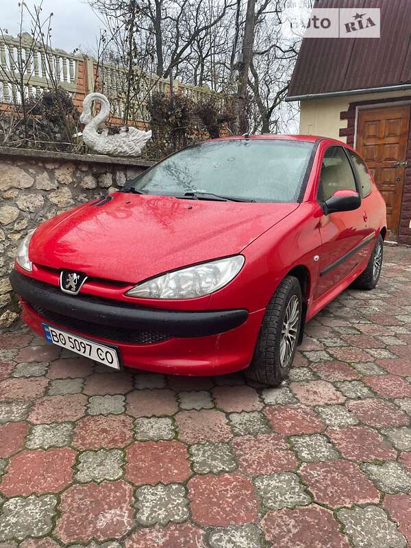 Хетчбек Peugeot 206 2005 в Тернополі