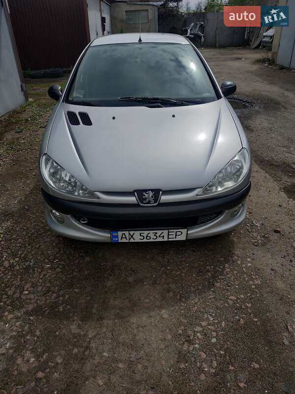 Седан Peugeot 206 2008 в Харкові фото 5 Седан Peugeot 206 2008 в Харкові