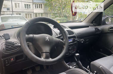 Хэтчбек Peugeot 206 2000 в Харькове