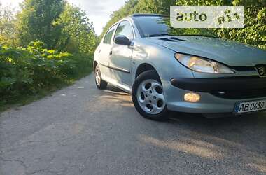 Хетчбек Peugeot 206 2001 в Вінниці