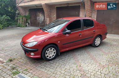 Седан Peugeot 206 2007 в 