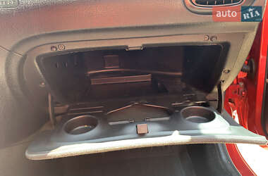 Седан Peugeot 206 2007 в 