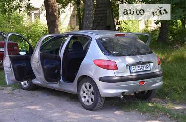 Хетчбек Peugeot 206 2000 в Києві
