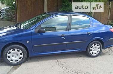 Седан Peugeot 206 2007 в Львові