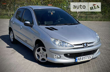 Хэтчбек Peugeot 206 2007 в Виннице