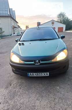 Хэтчбек Peugeot 206 2002 в Турке