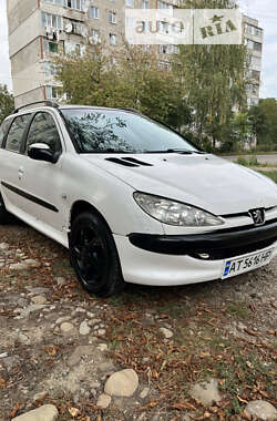 Седан Peugeot 206 2003 в Калуші