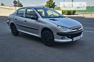 Хэтчбек Peugeot 206 2007 в Киеве