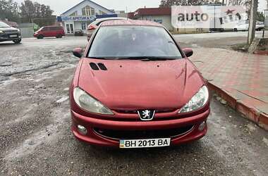 Хэтчбек Peugeot 206 2006 в Первомайске