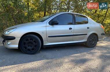 Седан Peugeot 206 2007 в 