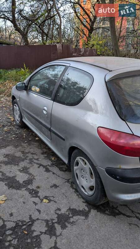 Хетчбек Peugeot 206 2003 в Львові