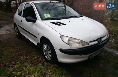 Хэтчбек Peugeot 206 2002 в 