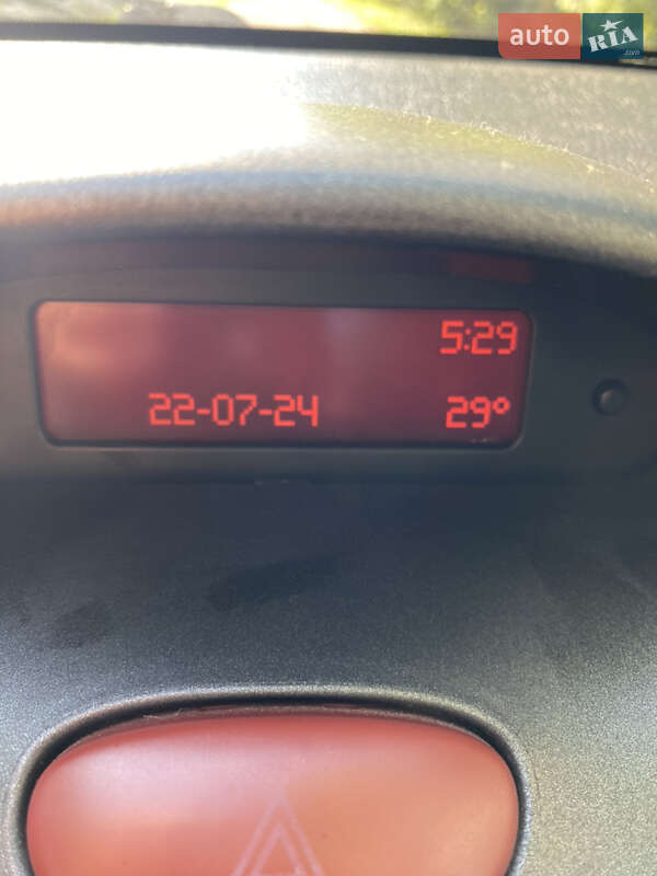 Хэтчбек Peugeot 206 2001 в Чемеровцах фото 15 Хэтчбек Peugeot 206 2001 в Чемеровцах