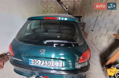 Хетчбек Peugeot 206 2003 в Тернополі