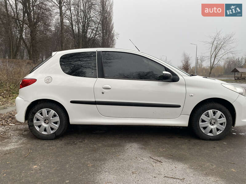 Хетчбек Peugeot 206 2009 в Івано-Франківську фото 7 Хетчбек Peugeot 206 2009 в Івано-Франківську