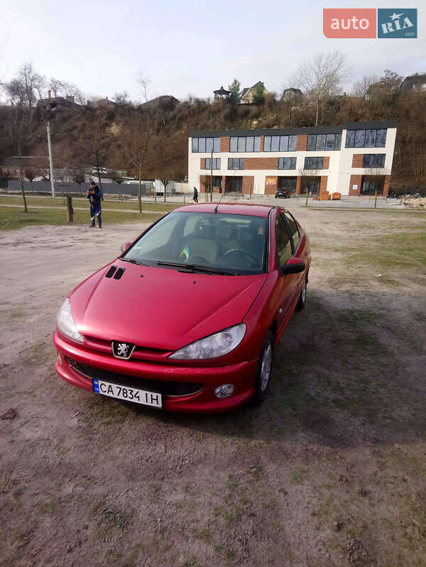Седан Peugeot 206 2008 в Черкассах