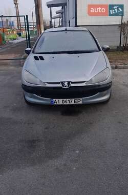 Хэтчбек Peugeot 206 2002 в Гостомеле