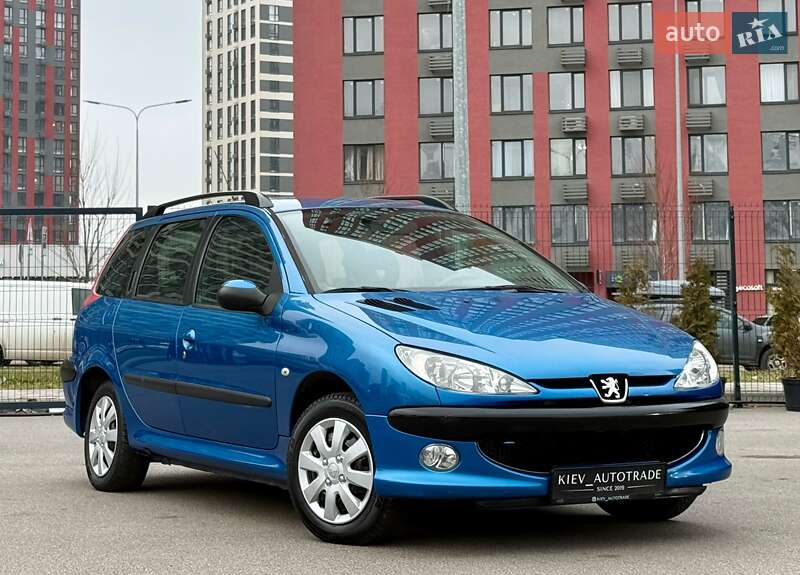 Универсал Peugeot 206 2005 в Киеве