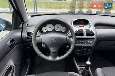 Универсал Peugeot 206 2005 в Киеве