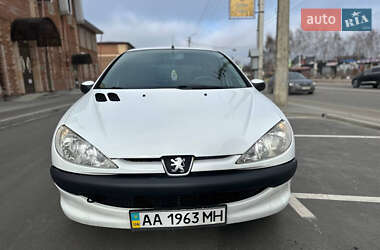 Хэтчбек Peugeot 206 2007 в Белой Церкви