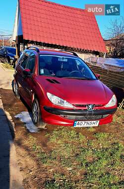 Хетчбек Peugeot 206 2003 в Мукачевому