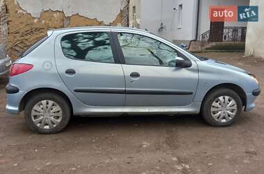 Хэтчбек Peugeot 206 2006 в Стрые