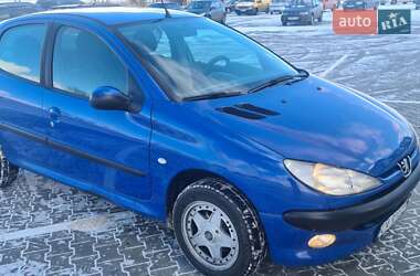 Хэтчбек Peugeot 206 2004 в Черкассах