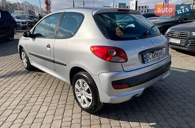 Хэтчбек Peugeot 206 2011 в Львове