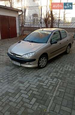 Седан Peugeot 206 2006 в Сумах