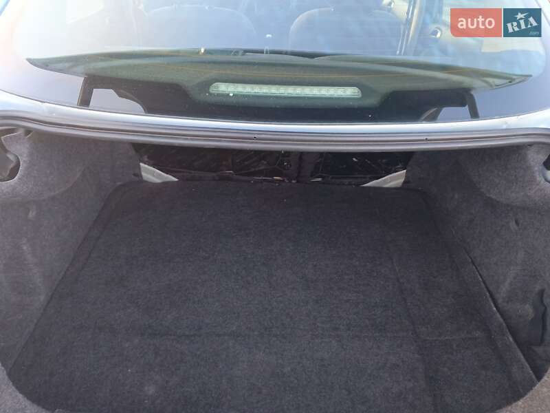 Седан Peugeot 206 2009 в Києві