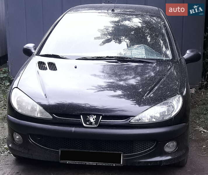 Седан Peugeot 206 2009 в 
