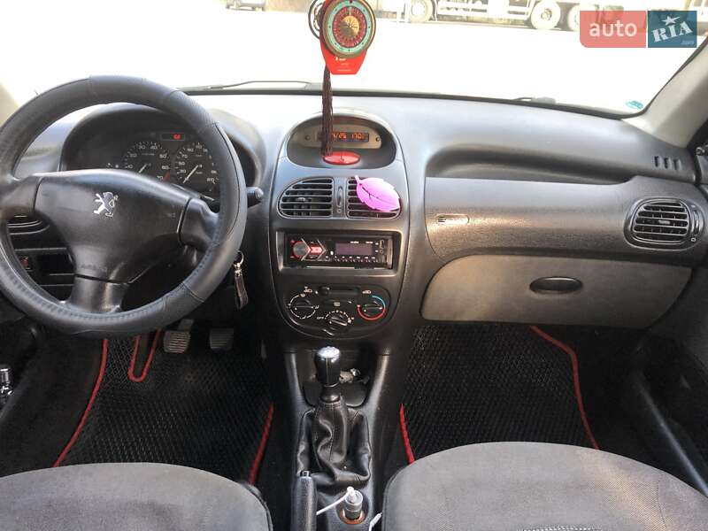 Седан Peugeot 206 2007 в Вінниці
