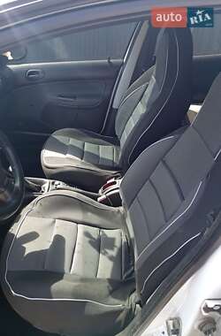 Хетчбек Peugeot 206 2007 в 