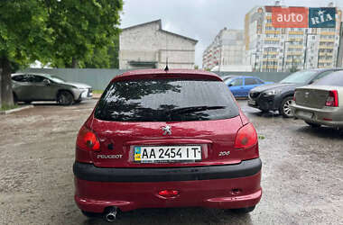 Хетчбек Peugeot 206 2007 в 