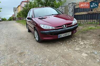 Хэтчбек Peugeot 206 2003 в Дрогобыче