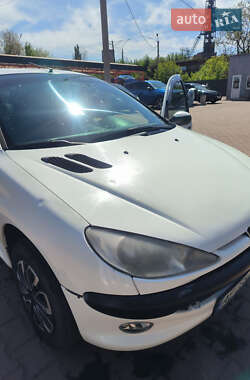 Хэтчбек Peugeot 206 2008 в 