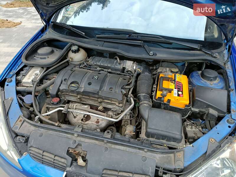 Кабриолет Peugeot 206 2002 в Ахтырке