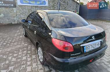 Седан Peugeot 206 2007 в 