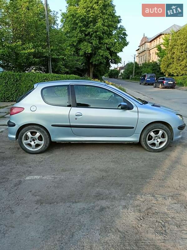 Універсал Peugeot 206 2003 в Львові