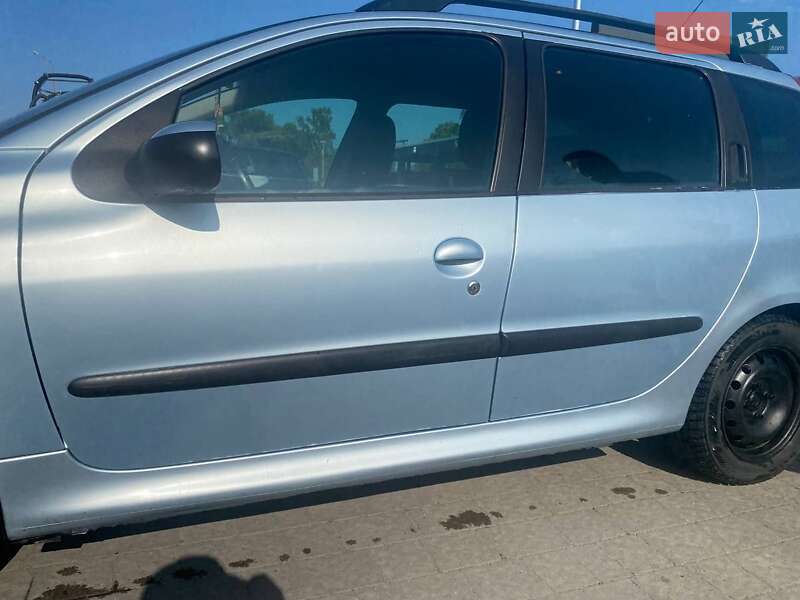 Универсал Peugeot 206 2002 в Дрогобыче фото 17 Универсал Peugeot 206 2002 в Дрогобыче