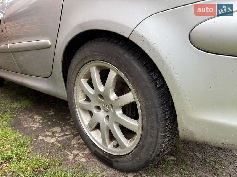 Универсал Peugeot 206 2004 в Луцке фото 6 Универсал Peugeot 206 2004 в Луцке