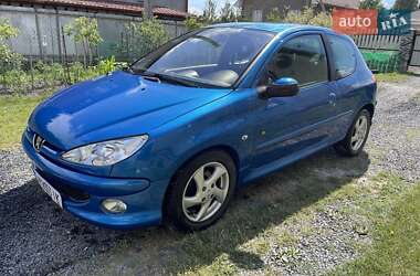Хэтчбек Peugeot 206 2007 в Костополе