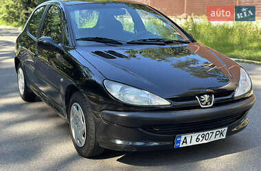 Хетчбек Peugeot 206 1999 в Бучі