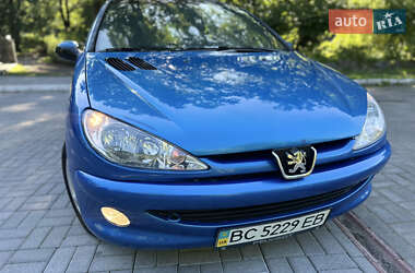 Хетчбек Peugeot 206 2004 в Дрогобичі