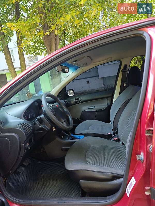 Седан Peugeot 206 2008 в Харькове фото 9 Седан Peugeot 206 2008 в Харькове