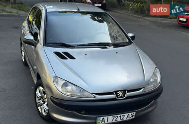 Хэтчбек Peugeot 206 2007 в Киеве