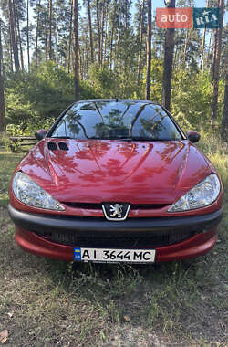 Хетчбек Peugeot 206 2006 в Обухові
